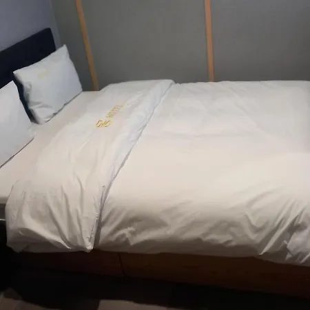 Mong Motel